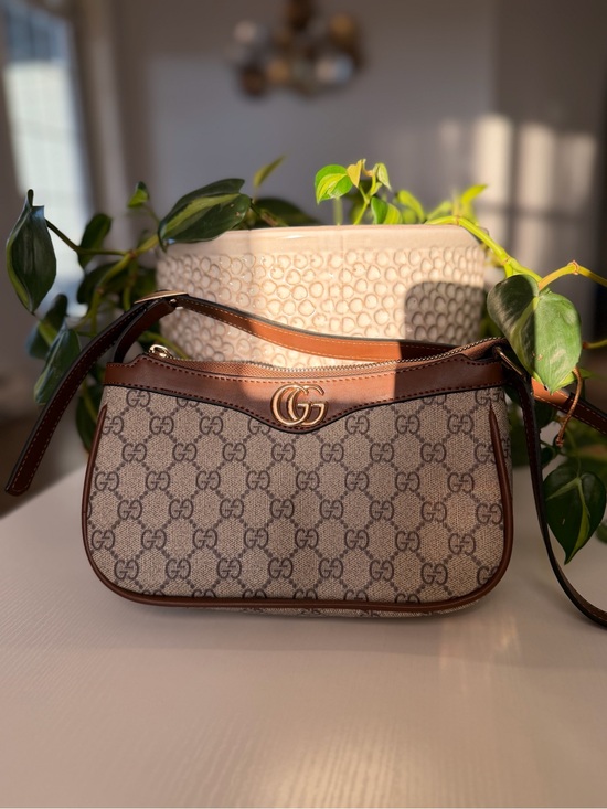 Gucci Handbags - New Gucci Beige GG Canvas Shoulder Bag with Brown Trim and Gold Hardware
